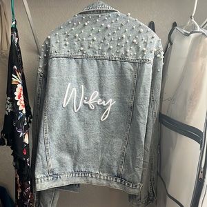 NWT wifey Pearl Denim Wash Jacket - Fits like an oversized XL